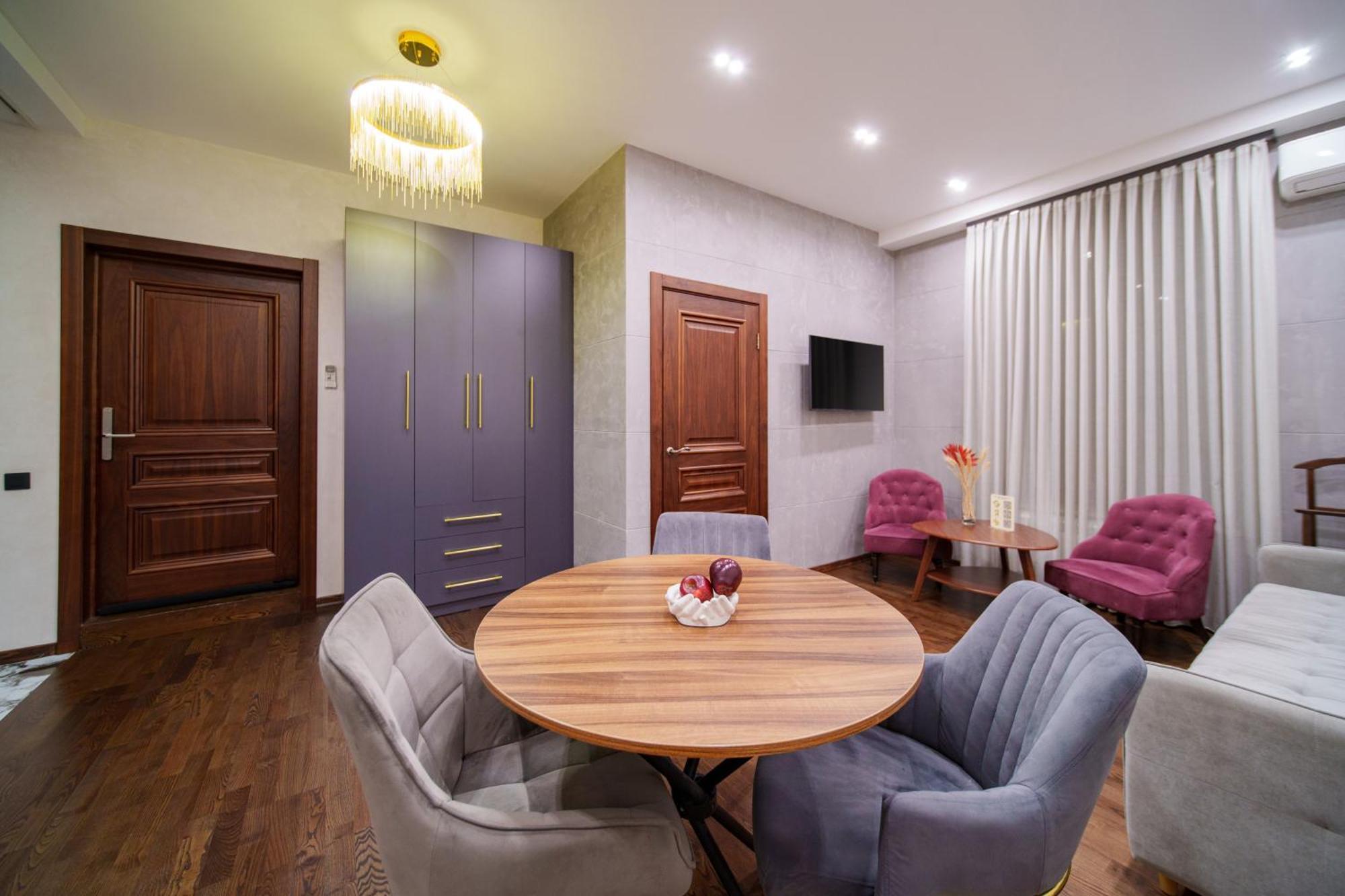 Arch Apart Hotel Yerevan Bagian luar foto