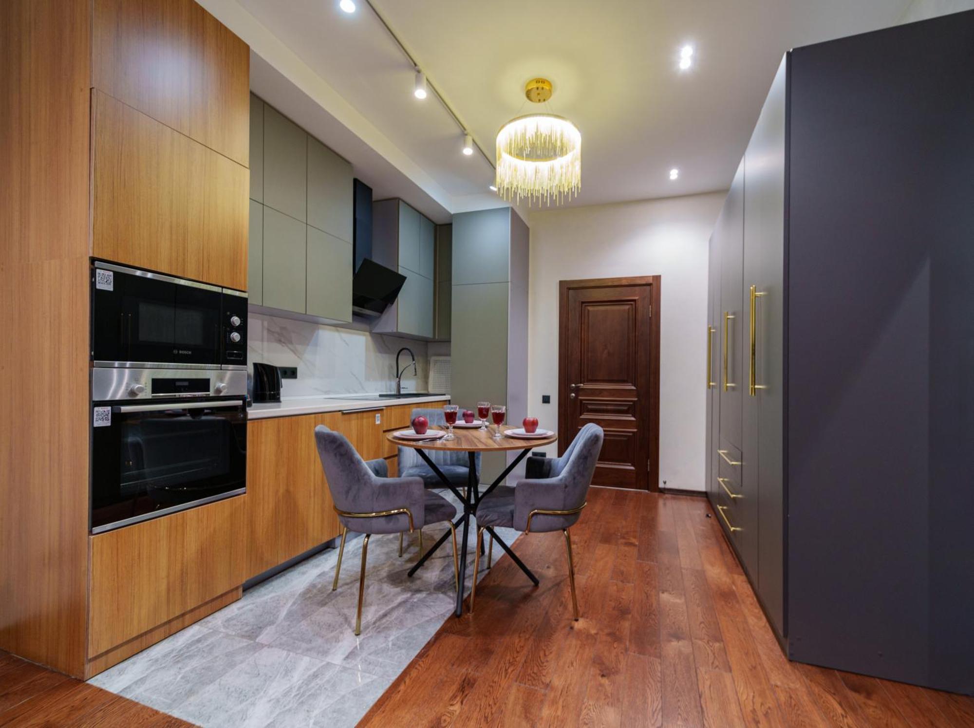 Arch Apart Hotel Yerevan Bagian luar foto