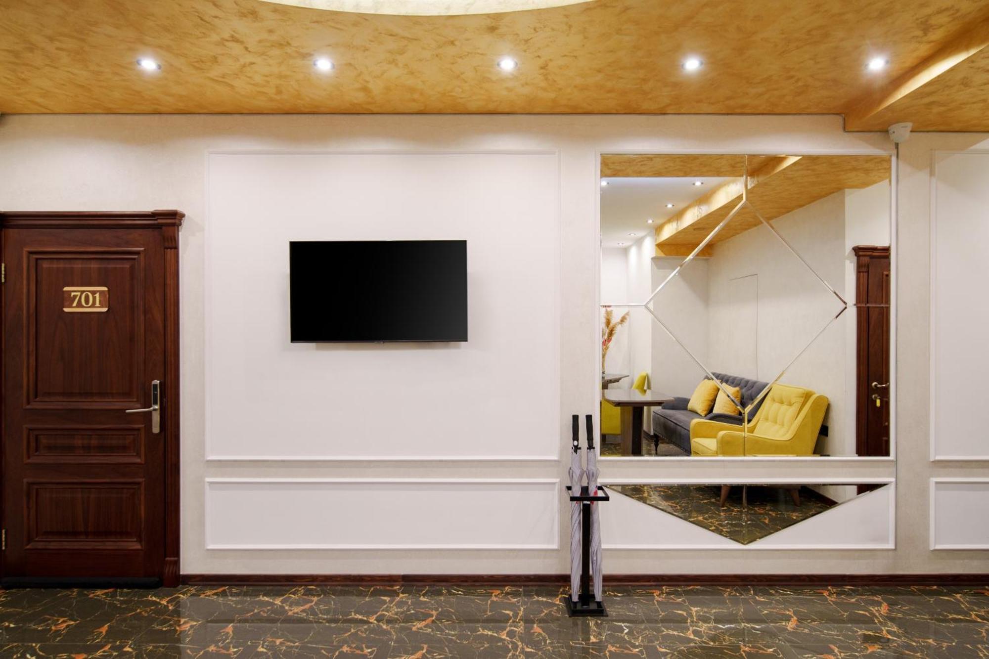 Arch Apart Hotel Yerevan Bagian luar foto